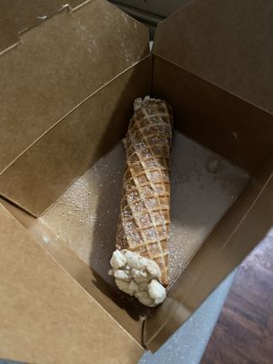 Apple Pie Csnnoli  at Virtuous Pie  in Vancouver