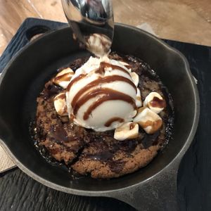 Skillet Cookie 😍 at Virtuous Pie  in Vancouver