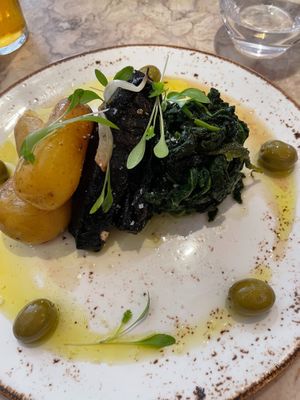 Tofu “a lagareiro” at 26 Vegan Food Project in Lisbon