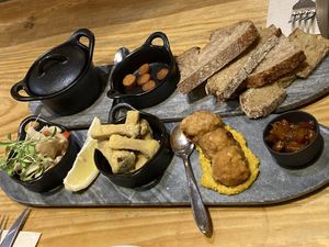 Appetizer board with a taste of many menu items  at 26 Vegan Food Project in Lisbon