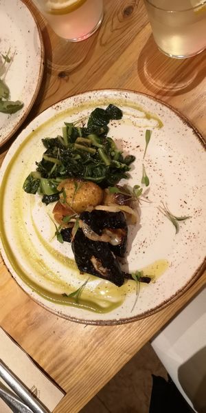 Main dish (tofu fried in sheets of nori) at 26 Vegan Food Project in Lisbon