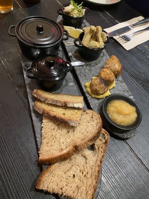 Starter plate at 26 Vegan Food Project in Lisbon