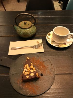 Peanut and chocolate pie  at 26 Vegan Food Project in Lisbon