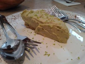 Advocado and lime cheesecake at 26 Vegan Food Project in Lisbon