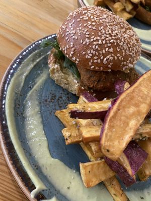 Selfish Seafood Tofu Burger  at 26 Vegan Food Project in Lisbon