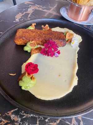 Parsnip with purée and pineapple  at 26 Vegan Food Project in Lisbon