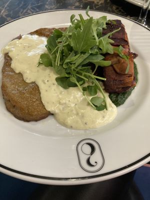 Seitan steak with potato side  at 26 Vegan Food Project in Lisbon