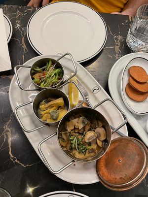 Vegan starter plate, with some traditional Portuguese dishes, but veganized. Everything was super delicious at 26 Vegan Food Project in Lisbon