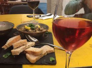 champiñones como entrada at 26 Vegan Food Project in Lisbon