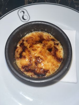Crème brûlée   at 26 Vegan Food Project in Lisbon