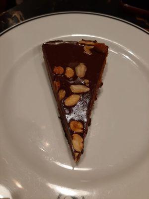 Chocolate and peanut tartts  at 26 Vegan Food Project in Lisbon