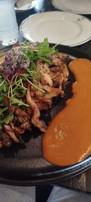 Ensalada de setas ostra at 26 Vegan Food Project in Lisbon