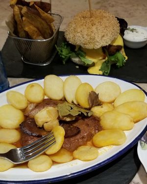 Enticing Entrees at Ao 26 Restaurant at 26 Vegan Food Project in Lisbon