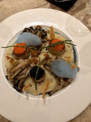So many mushrooms  at 26 Vegan Food Project in Lisbon