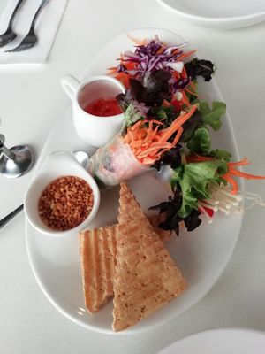 Mixed entree (glutenfree version) at Kindness Vegan in Darlinghurst