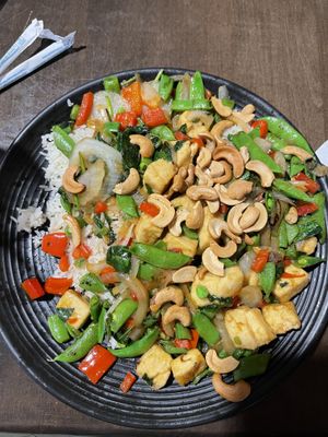 Cashew stir fry w tofu  at DFW - Ling & Louie's - TA in Grapevine