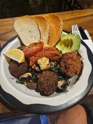 Power plate at The Cashew Tree in Pecatu