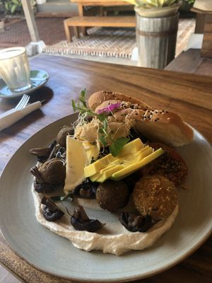 Vegan Brunch Bowl at The Cashew Tree in Pecatu