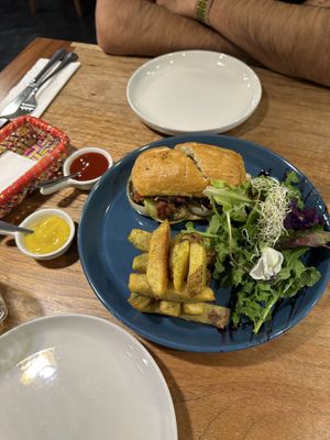 Vegan veggie sandwich with fries and salad   at Per.uk in Cusco