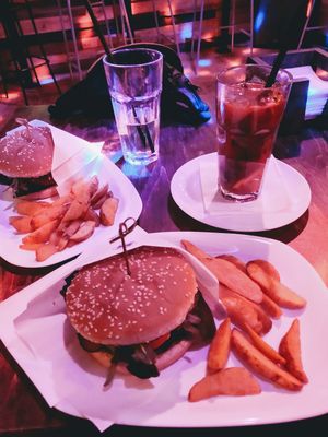 Burgers at Nesterka in Grodno