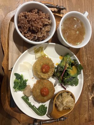 Vegan croquettes set  at Kissa Saeki in Hiroshima