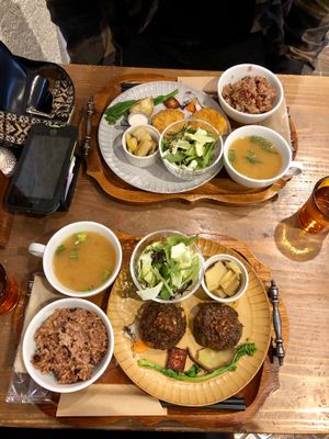 Lentil burger and Chickpeas croquet plate at Kissa Saeki in Hiroshima