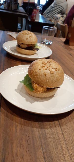 Vegan cutlet burger and vegan tempeh burger at Kissa Saeki in Hiroshima