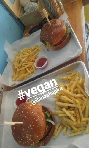 Cheeseburger  at Rainbow - Ibn Gvirol in Tel Aviv