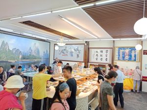 Buffet at Jing Xin Yuan - Pure Soul in Kunming