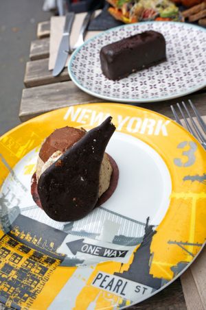 le Dome + Bâton Coco at Sweet Rawmance in Paris