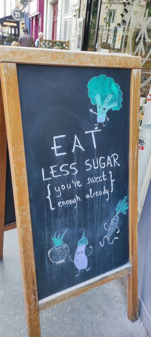 Pancarte at Sweet Rawmance in Paris