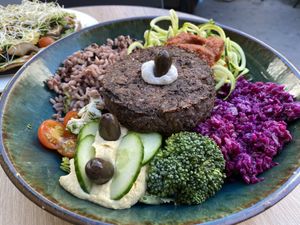 Forgot the name but this was very good and nourishing! at Sweet Rawmance in Paris