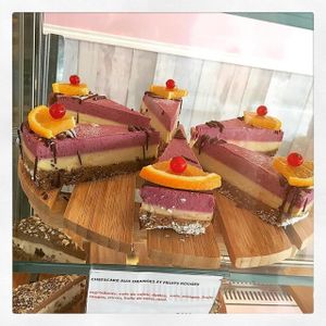 Raw Cheesecake Orange & Berries at Sweet Rawmance in Paris