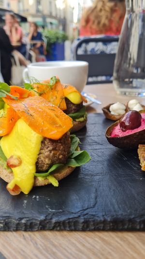 Planche salée at Sweet Rawmance in Paris