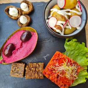 Délicieux at Sweet Rawmance in Paris