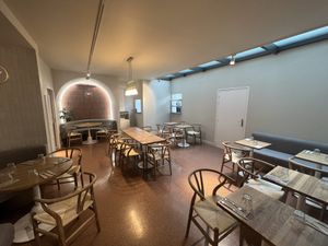 Lower room #Veganuary at Sweet Rawmance in Paris