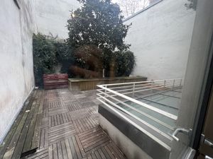 Summer terrasse  #Veganuary at Sweet Rawmance in Paris