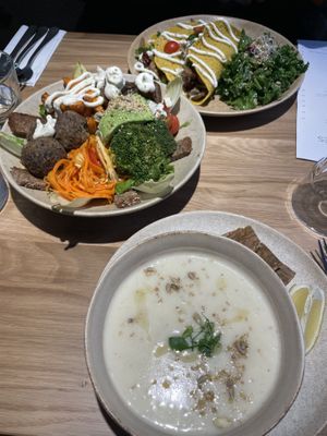   at Sweet Rawmance in Paris