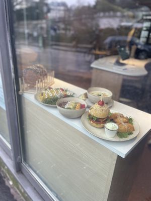 Dishes  #Veganuary at Sweet Rawmance in Paris