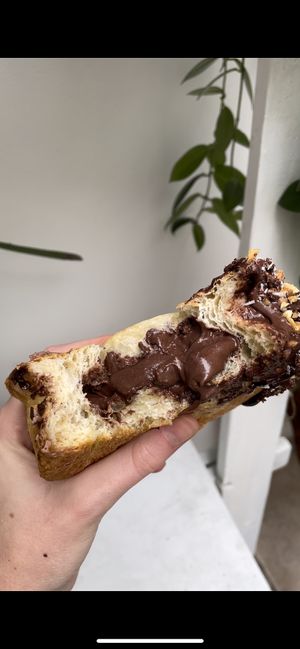 chocolate filled roll #Veganuary at Sweet Rawmance in Paris