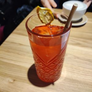 Berries limonade at Sweet Rawmance in Paris