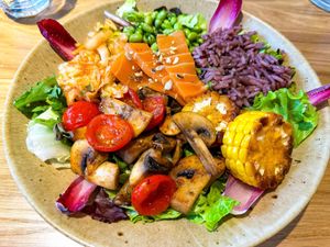 Kimchi bowl  at Sweet Rawmance in Paris