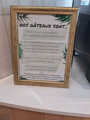  at Sweet Rawmance in Paris