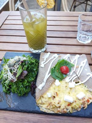Savoury galette + mint&ginger lemonade at Sweet Rawmance in Paris