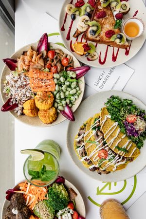 Enjoy the colors  of nature at Sweet Rawmance in Paris