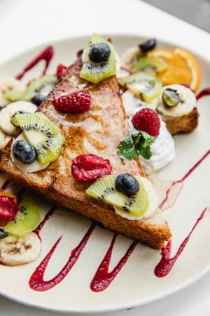 French toast at Sweet Rawmance in Paris