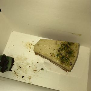 Carrot cake and mint cake!  at Sweet Rawmance in Paris