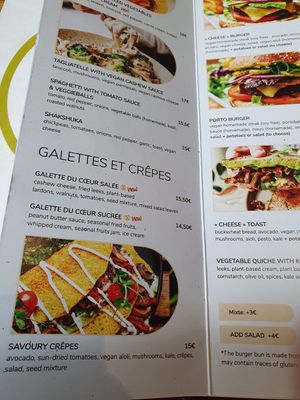 Menu at Sweet Rawmance in Paris