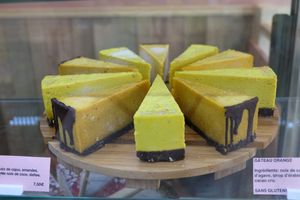 Cakes at Sweet Rawmance in Paris