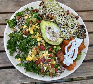 Bowl😋  at Sweet Rawmance in Paris